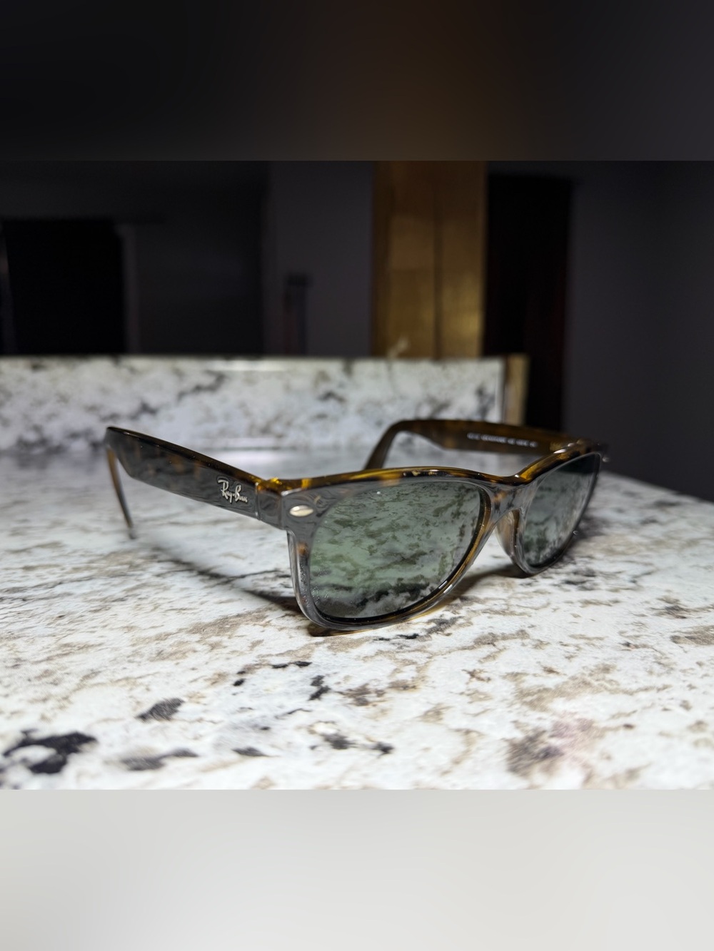 Ray-Ban RB2132 New Wayfarer 902 Tortoise Shell 55mm Sunglasses G-15 Green Lens